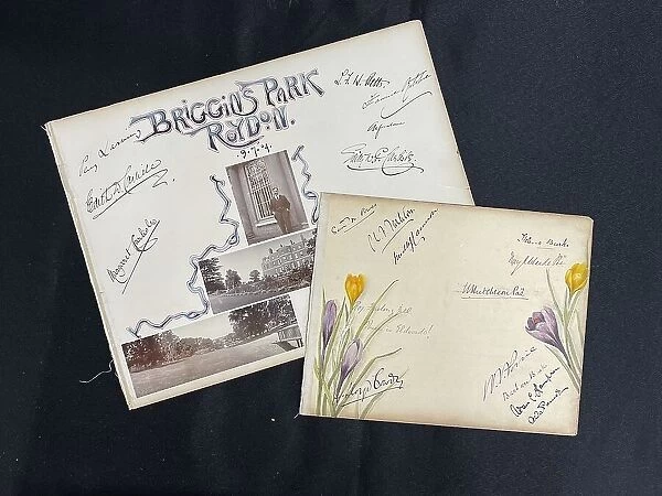 Autograph pages relating to Harland and Wolff