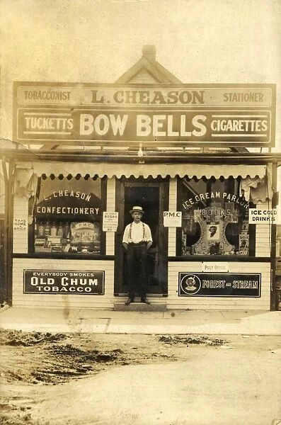 Shop in Canada 1920