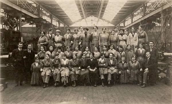 Women Munitions Workers WW1