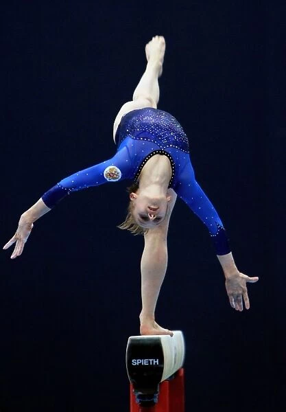 2011 Artistic Gymnastics World Cup C013  /  9142