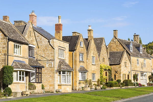 Cotswold village of Broadway, Worcestershire, UK