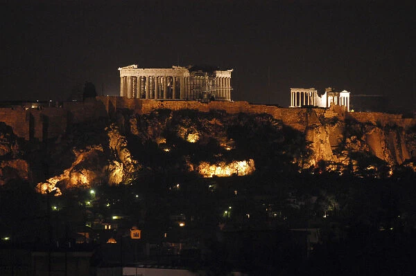 20064584. GREECE Athens View toward the hilltop Acropolis with the Parthenon