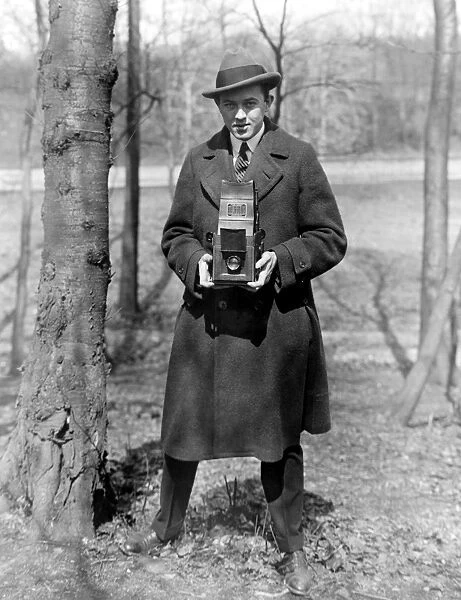 JOHN STEEL (1895-1971). American tenor, with a camera, c1912