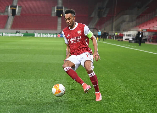 Arsenal's Aubameyang Shines in Europa League Clash against SL Benfica