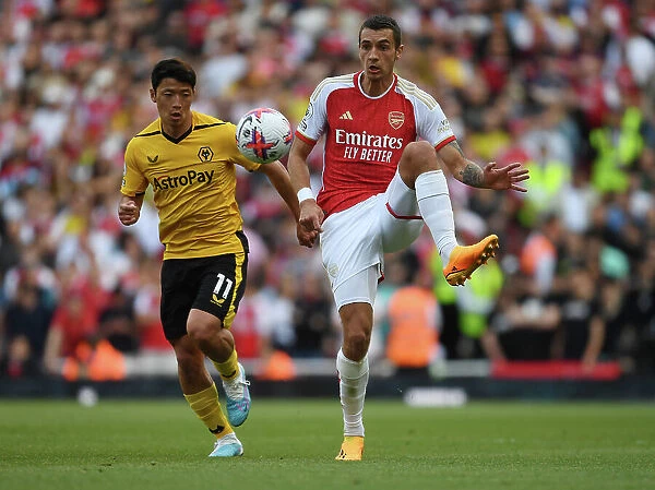 Arsenal's Jakub Kiwior Battles Wolverhampton Wanderers in 2022-23 Premier League Showdown