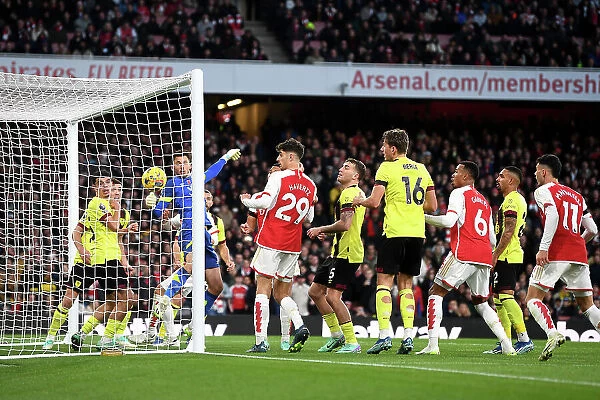 Saliba's Stunner: Arsenal Secures 2-0 Victory Over Burnley (Premier League 2023-24)