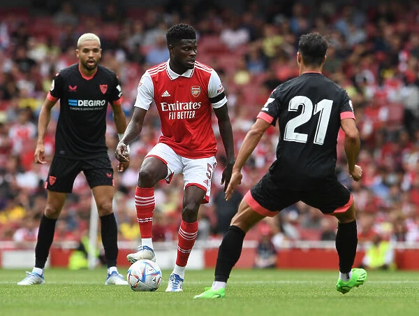 Thomas Partey's Standout Display: Arsenal's Triumph over Sevilla in Emirates Cup 2022