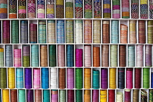 India, Rajasthan, Jaipur, yarn