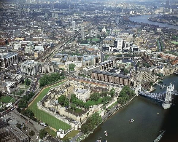 UK, England, London, Aerial view of The Tower of London