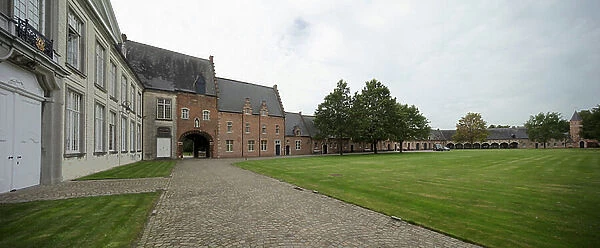 Abbey (Abdij van Tongerlo). Exterior. 15th century (photo)