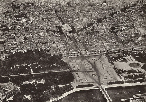 Aerial photos of Paris: La Concorde (b / w photo)