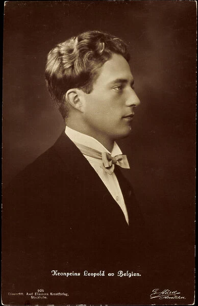 Ak Crown Prince Leopold of Belgium in profile (b  /  w photo)