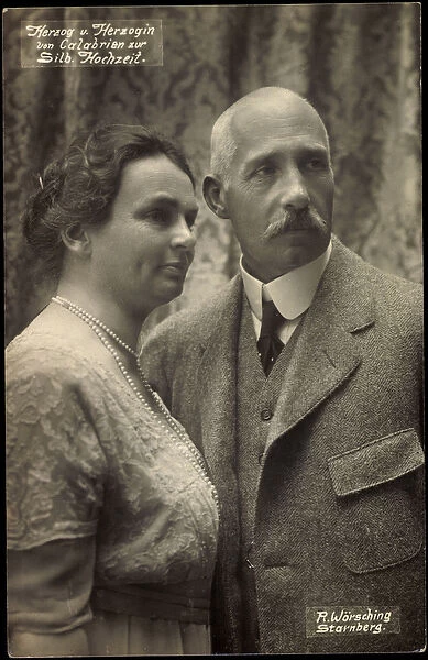 Ak Duke Ferdinand of Calabria with wife Maria, nee Princess of Bavaria (b  /  w photo)