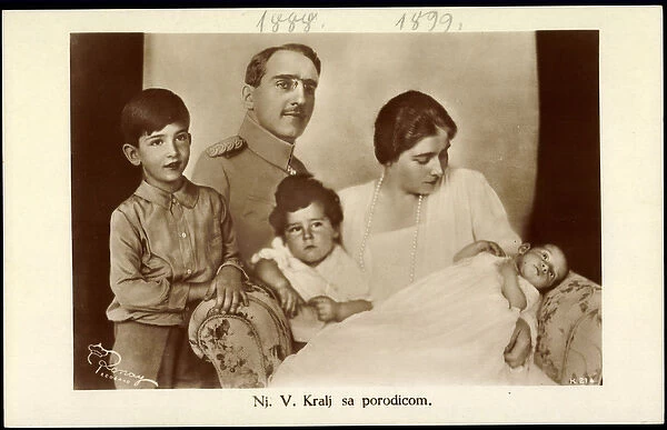 Ak King Alexander I, Mary of Romania, son Peter II, Andreas, Tomislaw (b  /  w photo)