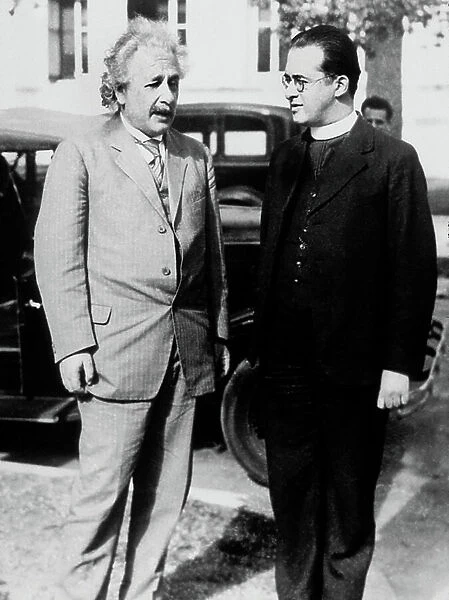 Albert Einstein and Georges Lemaitre Abbot, 1933 (b / w photo)