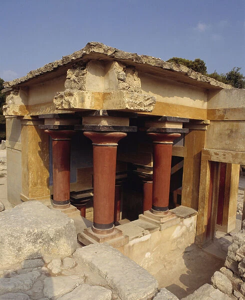 Ancient Greece: view of the lustrous basin of the palace of King Minos a Cnossos (Knossos