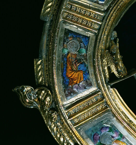 Angel playing a wind instrument, detail from the crozier of William of Wykeham (c
