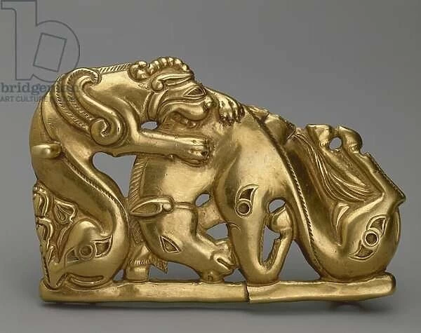 Animals fighting (belt buckle), 5th-4th century BC (gold)