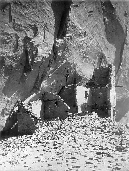 Antelope Ruin, Canon de Muerto, Arizona, c. 1907 (b  /  w photo) (see also 129717)