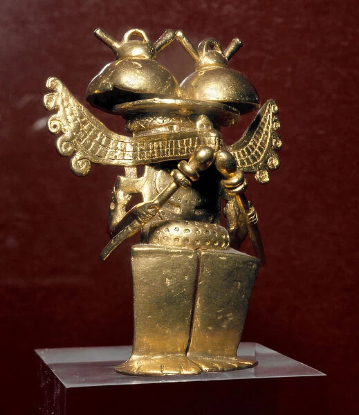 Anthropomorphic statuette, 400-1400 (gold)
