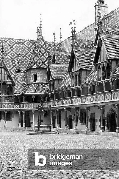 Beaune hospices (hospital) in Burgundy built in 1443-1457 by Nicolas Rolin