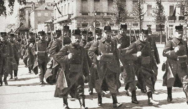 Belgian infantry on the march from Brussels to Louvain during WWI, from The Pageant of the Century, pub.1934