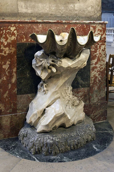 Benitier of the church of Saint Sulpice, tridacne giant offered to Francois 1er by the Republic of Venice, climbs on the sculpted base, settles at the church of Saint Sulpice in Paris, Sculpture by Jean-Baptiste Pigalle (1714-1785)