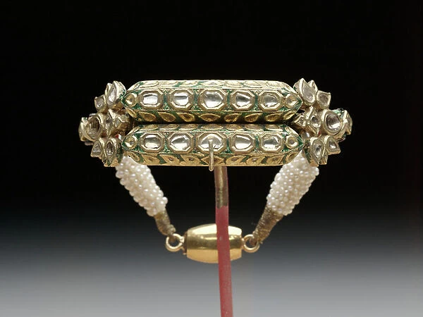 Bracelet, 19th century (enamel, diamonds & pearls)