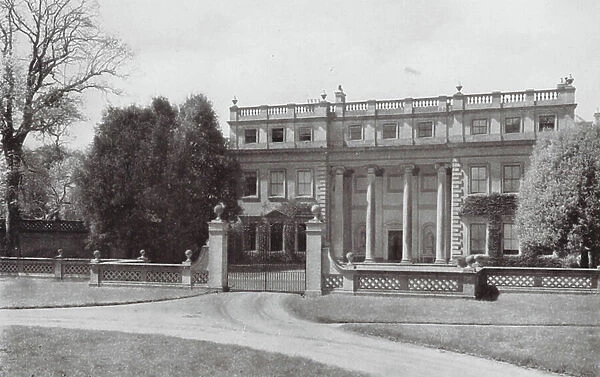 Broadlands, The Classic Entrance Front (b / w photo)