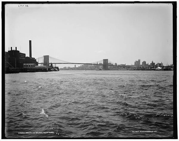Brooklyn Bridge, New York, c. 1900 (b  /  w photo)