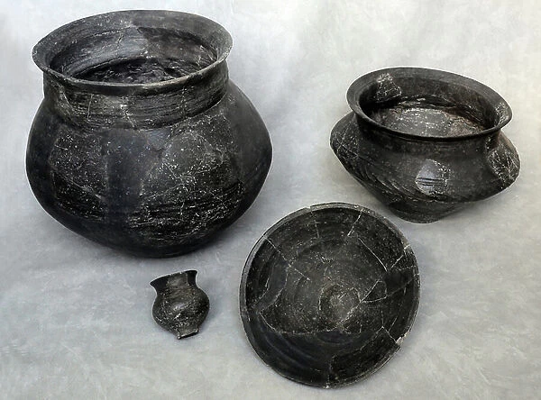Buffens cave pottery, 700 -1100 BC (ceramics)