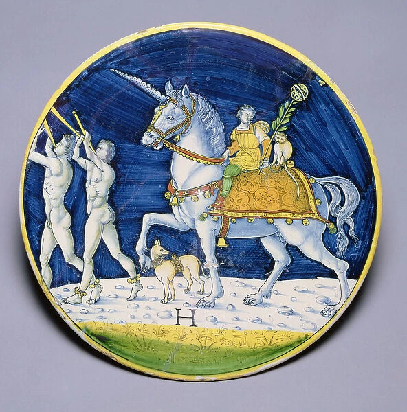 C. 86-1927 Dish depicting Caesars horse from the Triumph of Caesar