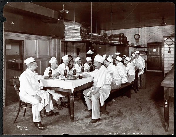 Chefs eating lunch at Sherry's restaurant, New York, 1902 (silver gelatin print)