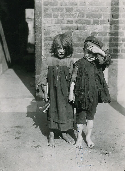 Child poverty, London (b  /  w photo)