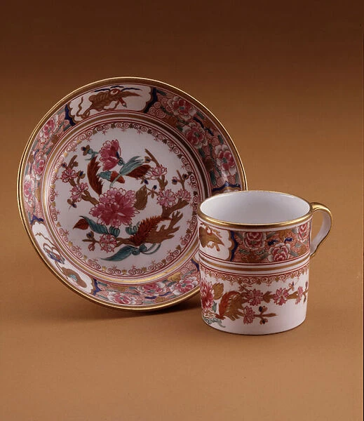 Chinese-style coffee cup and saucer, Spode, Staffordshire, c. 1800 (porcelain)