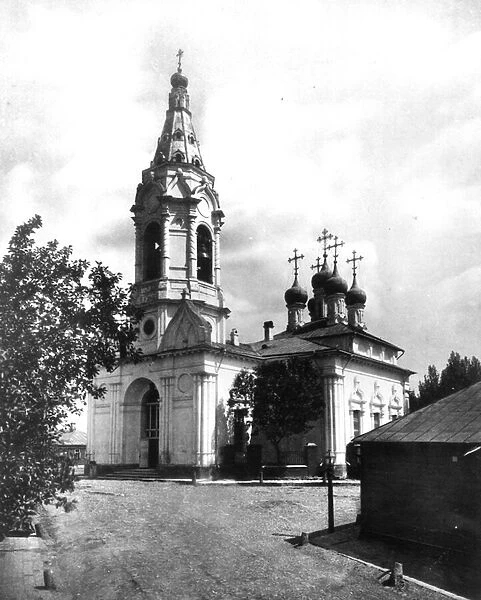 Church of the Annunciation on the Banks, near Plyushchikha, Moscow (b  /  w photo)