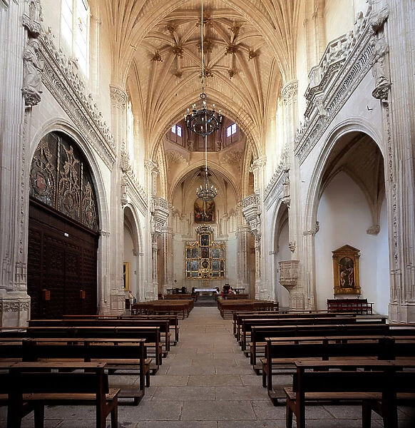 Church (San Juan de los Reyes (former monastery (Monasterio de San Juan de los Reyes). Architect and sculptor Juan Guas. Interior. The nave. 1477 - 1494