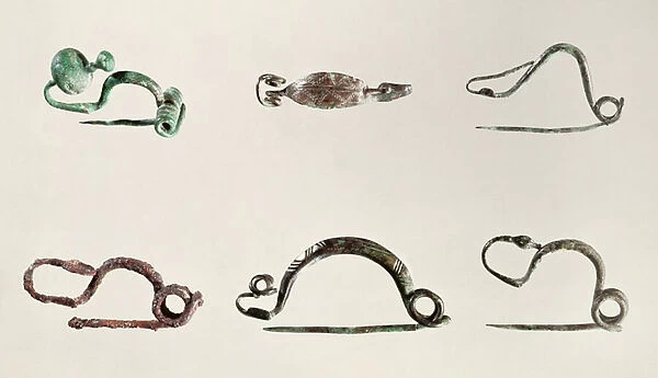 Clasps, found at Marne (bronze)