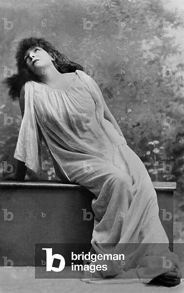 Comedian Sarah Bernhardt (1844-1923) in play Macbeth by WilliamShakespeare in 1884