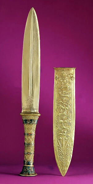 Dagger and sheath, from the Tomb of Tutankhamun (c. 1370-1352 BC) New Kingdom (gold inlaid with lapis lazuli)