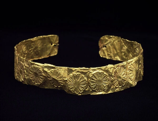 Diadem, 7th-6th centuries BC (gold, stamped, pierced)