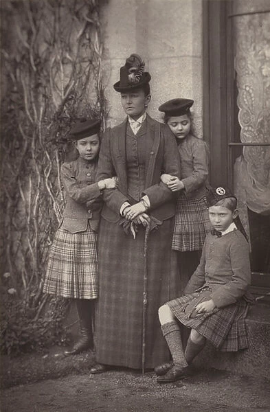 The Duchess of Connaught and Family (b  /  w photo)