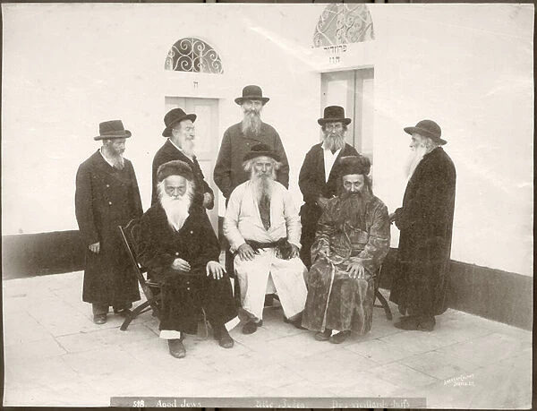Elderly European Jews, c. 1898-1911 (b  /  w photo)