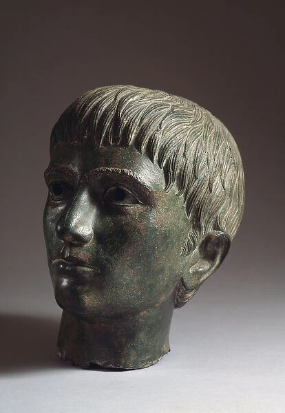 Etruscan civilization: head of young man (Etruscan art, head of young man