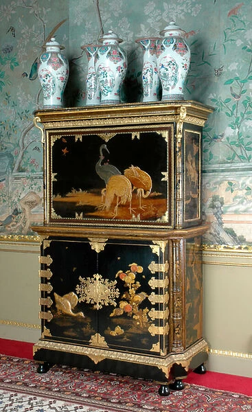Fall-front secretaire, c. 1829 (Japanese and Chinese lacquer, gilt-metal mounts)