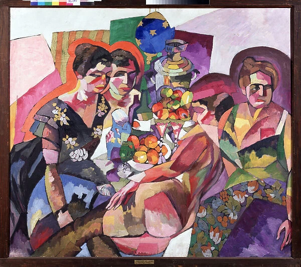 Femmes et fruits (Women and Fruits). Trois femmes en robe a fleurs entourent des coupes de fruits, un samovar, une bouteille, une cruche et une femme nue allongee