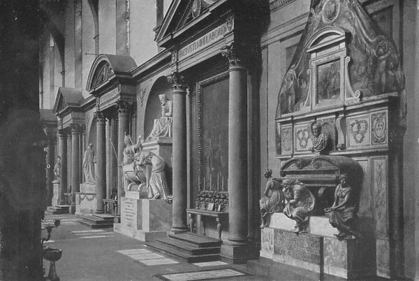 Firenze, Chiesa dis Croce, Monumenti della Navata Destra (b  /  w photo)