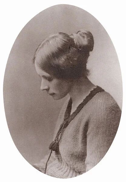 Flora Thompson, c. 1921 (b  /  w photo)