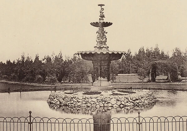 The Fountain, Jouberts Park (b  /  w photo)