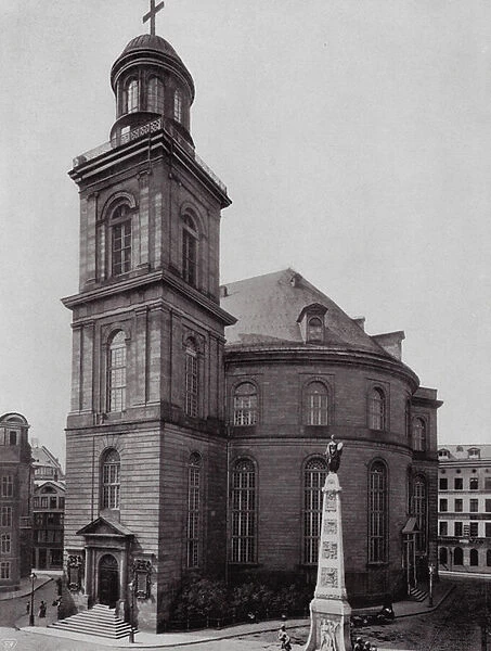 Frankfurt am Main: Paulskirche mit Einheitsdenkmal (b  /  w photo)